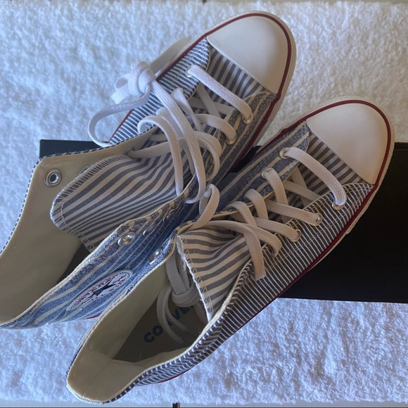 ✨NEW✨ Converse All Stars Mix-Match Blue Stripes High Top Sneakers - Picture 8 of 10
